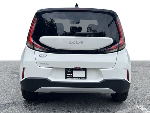 New 2025 Kia Soul S image 23