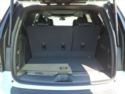 New 2026 Chevrolet Tahoe Premier w/ Sun And Tow Package AWD/4WD image 8