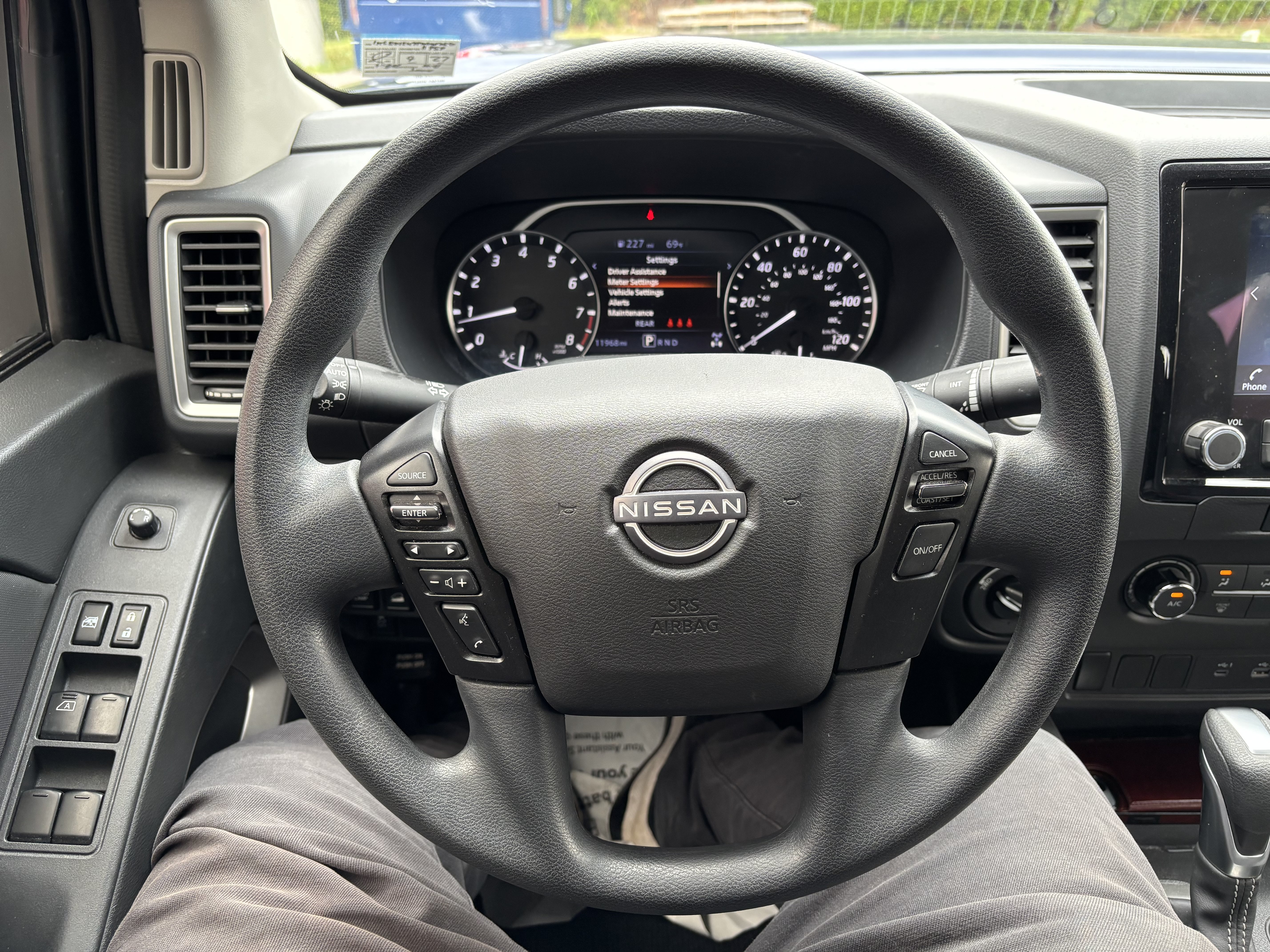 Used 2023 Nissan Frontier SV w/ Tow Package AWD/4WD image 17