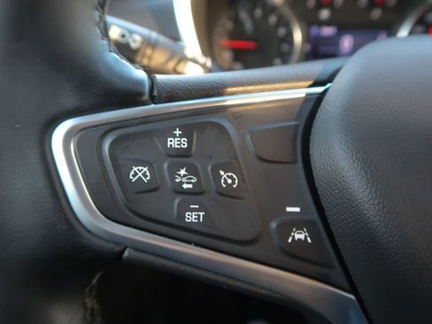 Used 2023 Chevrolet Equinox LT image 30