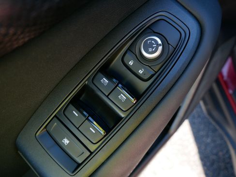 Certified 2025 Subaru Outback Premium w/ Popular Package #1A image 19