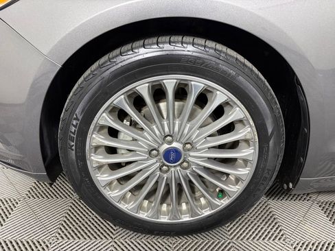 Used 2014 Ford Fusion Titanium FWD image 9