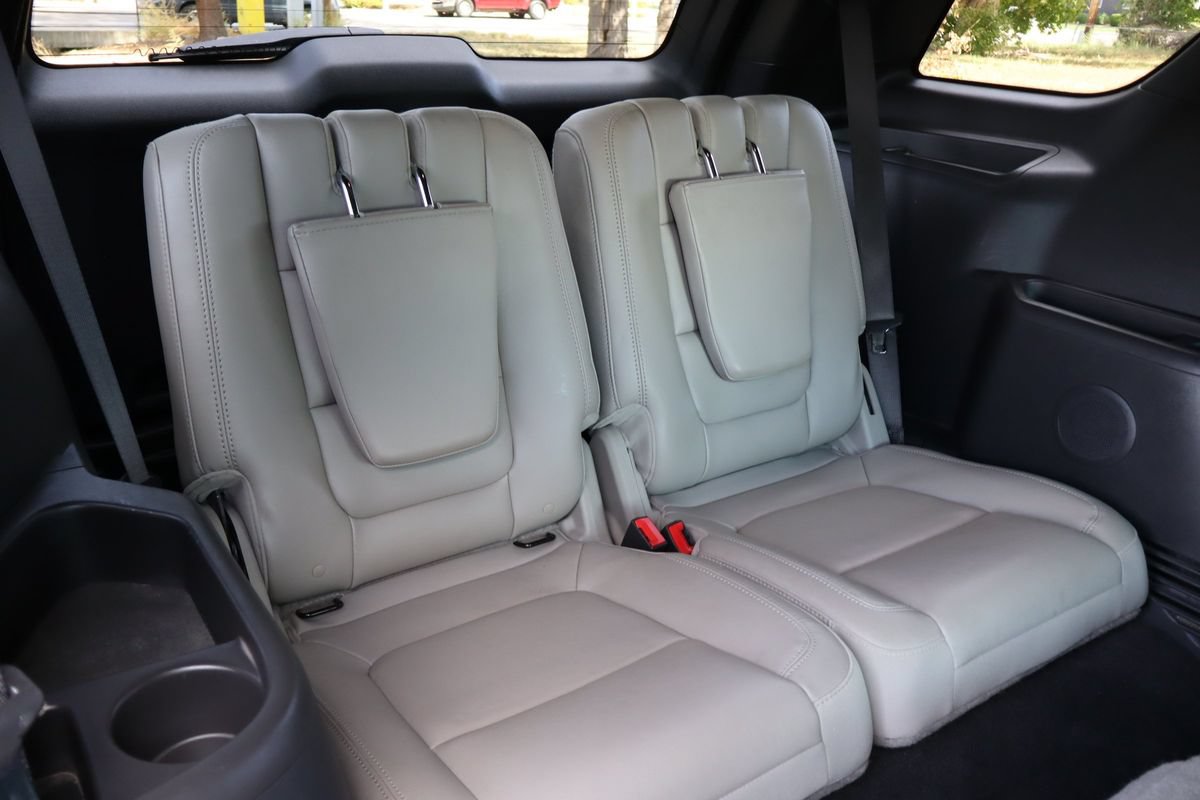 Used 2012 Ford Explorer XLT FWD image 22
