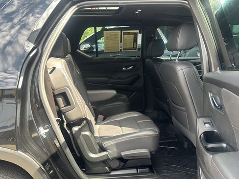 Used 2023 Chevrolet Traverse RS w/ LPO, Floor Liner Package AWD/4WD image 21