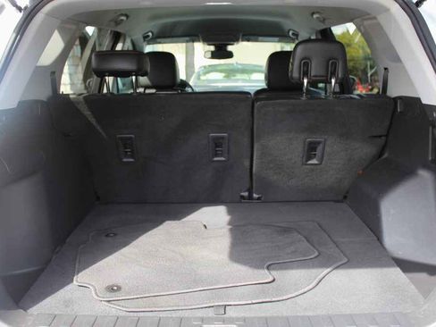 Used 2020 GMC Terrain SLT FWD image 8