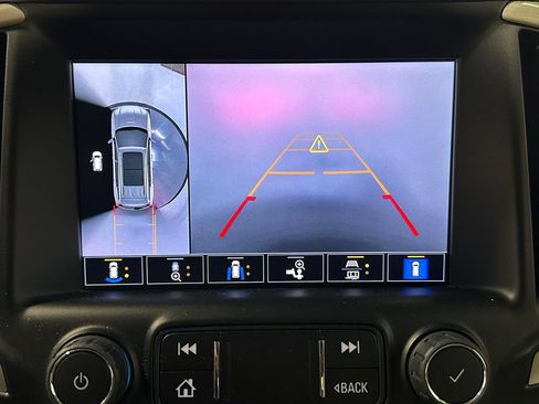 Used 2022 GMC Terrain Denali w/ Black Diamond Edition AWD/4WD image 4