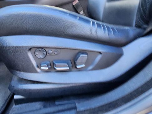 Used 2011 BMW 550i image 10