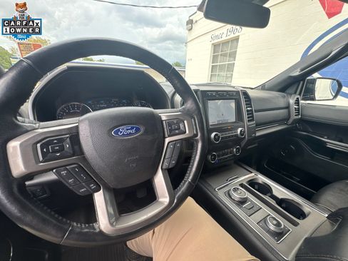 Used 2021 Ford Expedition XLT AWD/4WD image 17
