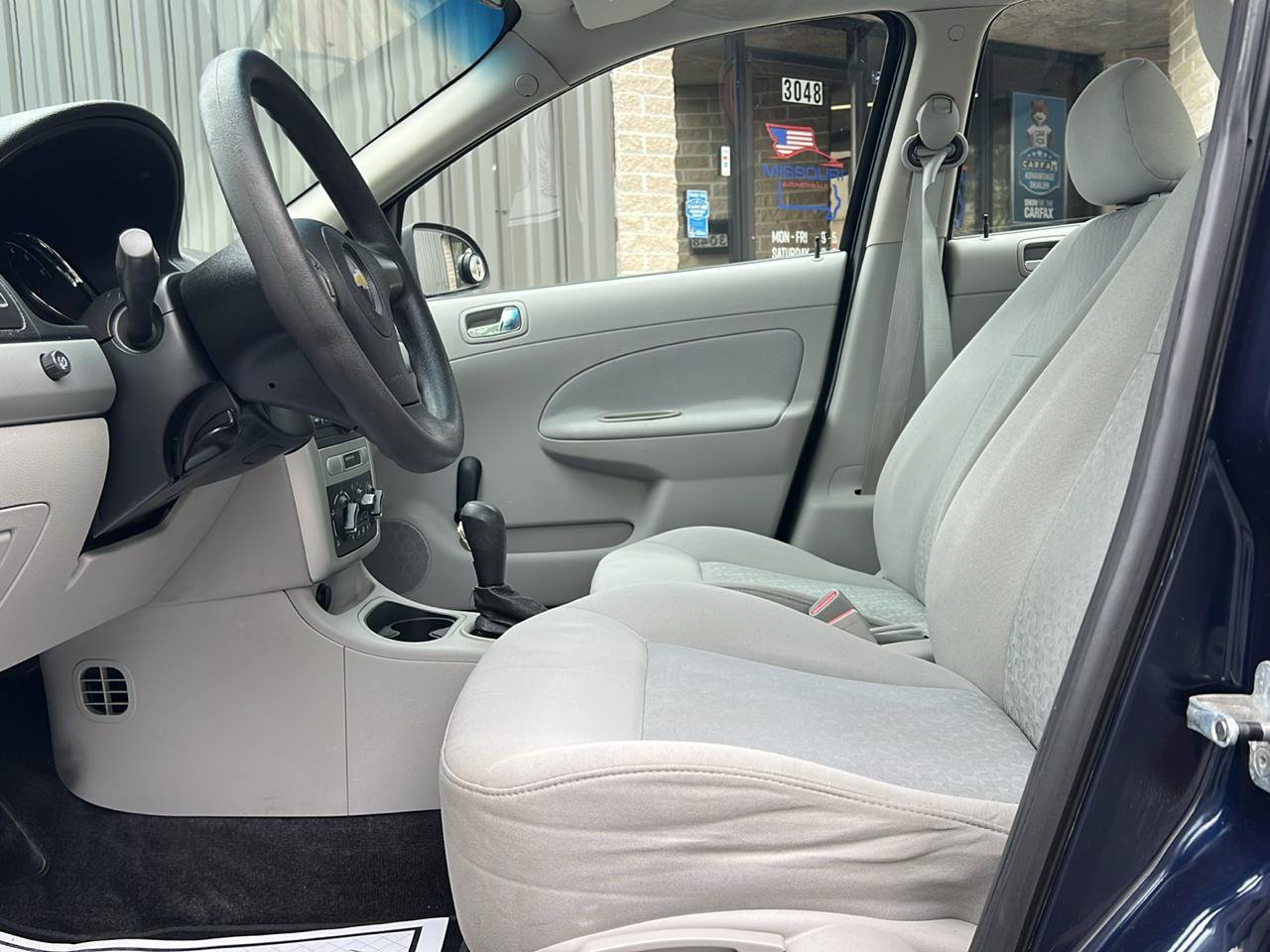 Used 2010 Chevrolet Cobalt LS FWD image 9