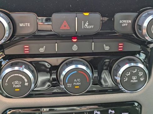 New 2026 RAM 1500 Big Horn AWD/4WD image 21