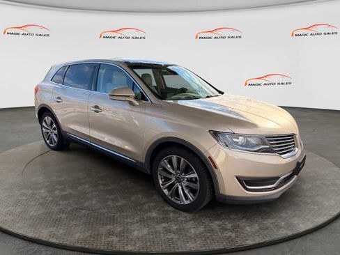 Used 2017 Lincoln MKX Reserve w/ Lincoln MKX Climate Package AWD/4WD image 5