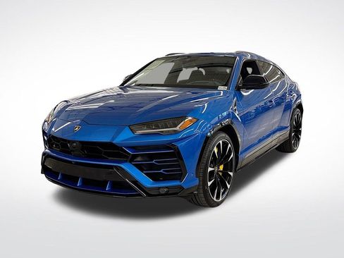 Used 2021 Lamborghini Urus image 1