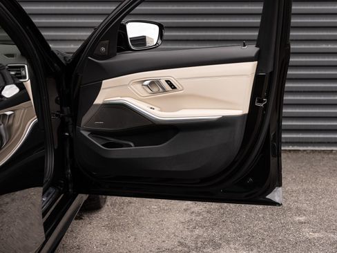 Used 2024 BMW M340i w/ Premium Package image 29