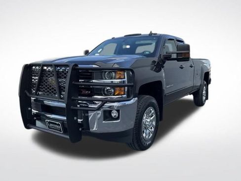 Used 2016 Chevrolet Silverado 2500 LT w/ LT Convenience Package AWD/4WD image 11