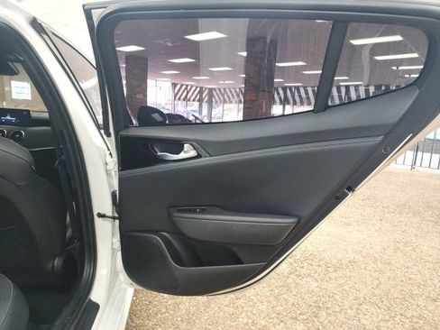 Used 2022 Kia Stinger GT-Line image 31