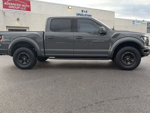 Used 2018 Ford F150 Raptor w/ Equipment Group 802A Luxury image 10