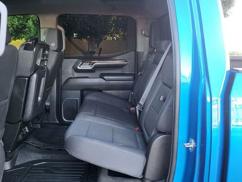 Used 2022 GMC Sierra 1500 Elevation w/ LPO, Elevation Black Package image 21