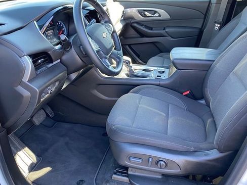 Certified 2023 Chevrolet Traverse LT image 16