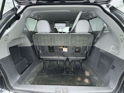 Used 2019 Toyota Sienna XLE Premium image 18