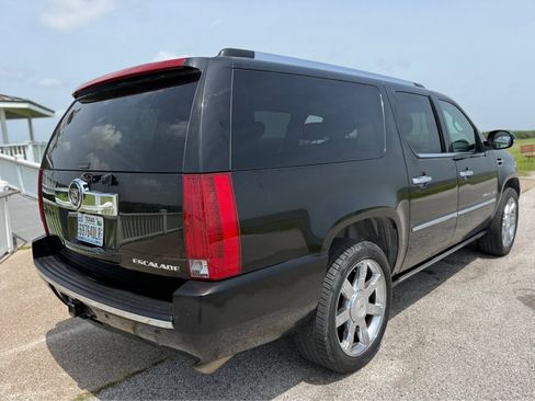 Used 2007 Cadillac Escalade ESV AWD w/ Information Package image 5