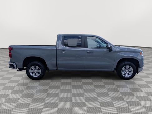 Used 2024 Chevrolet Silverado 1500 LT RWD image 6