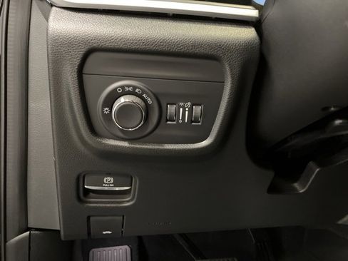 New 2025 Jeep Grand Cherokee L Laredo w/ Luxury Tech Group I image 24