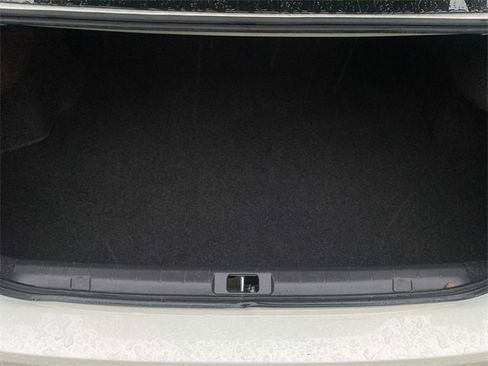 Used 2019 Subaru Impreza 2.0i w/ Eyesight image 28