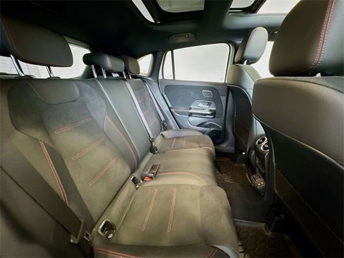 Certified 2024 Mercedes-Benz GLA 250 4MATIC image 27