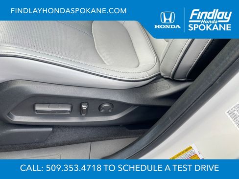 Used 2025 Honda Pilot Elite image 9
