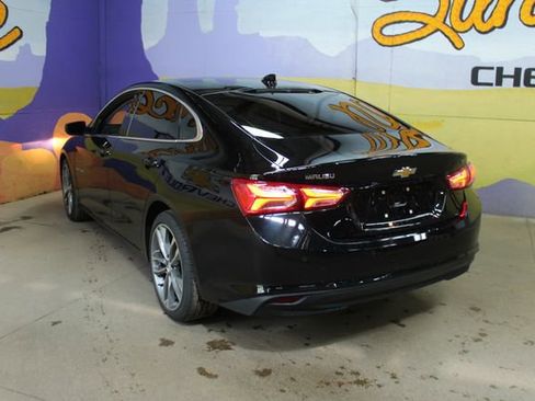 Used 2022 Chevrolet Malibu LT FWD image 6