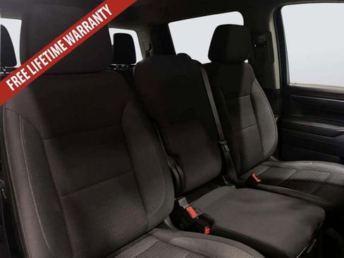 Used 2025 Chevrolet Silverado 1500 LT AWD/4WD image 35