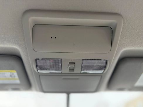 Used 2016 Nissan Frontier S image 23