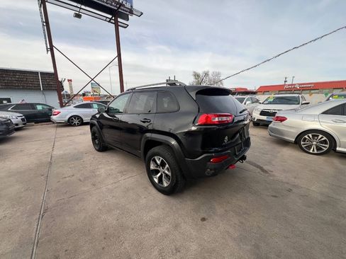 Used 2014 Jeep Cherokee Trailhawk w/ Leather Interior Group AWD/4WD image 5