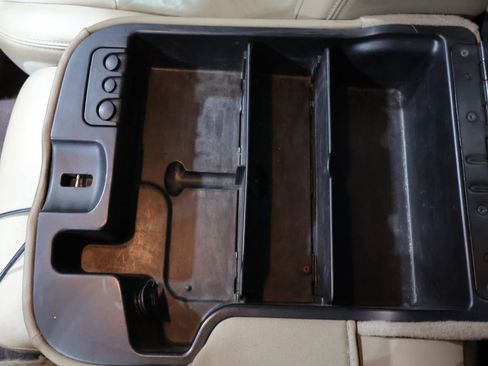 Used 2012 RAM 1500 Laramie w/ Protection Group image 30