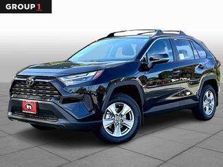 New 2025 Toyota RAV4 XLE video 1