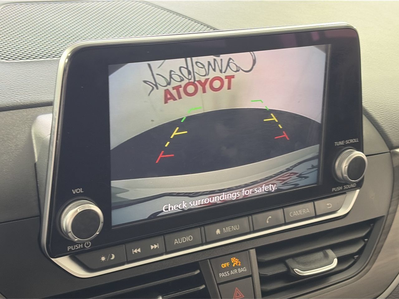 Used 2025 Nissan Altima 2.5 SV FWD image 17