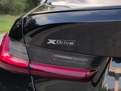 Used 2023 BMW M340i xDrive w/ Premium Package AWD/4WD image 12