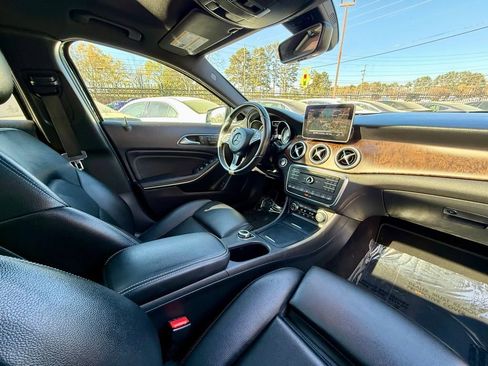 Used 2016 Mercedes-Benz GLA 250 4MATIC image 31