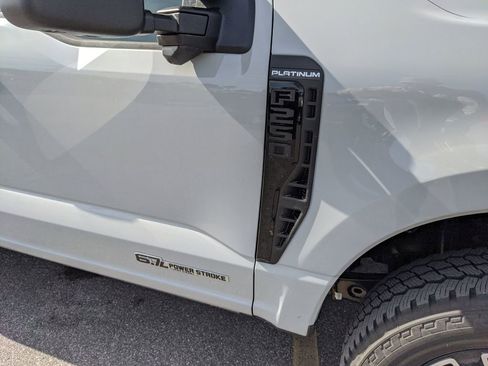 New 2026 Ford F250 Platinum AWD/4WD image 10