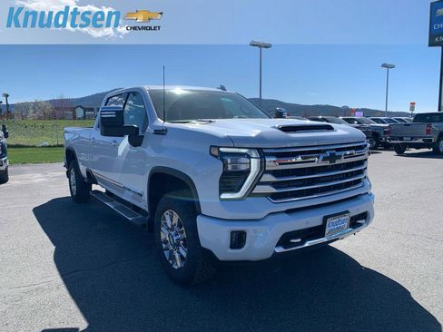 New 2026 Chevrolet Silverado 3500 High Country w/ Technology Package AWD/4WD image 1