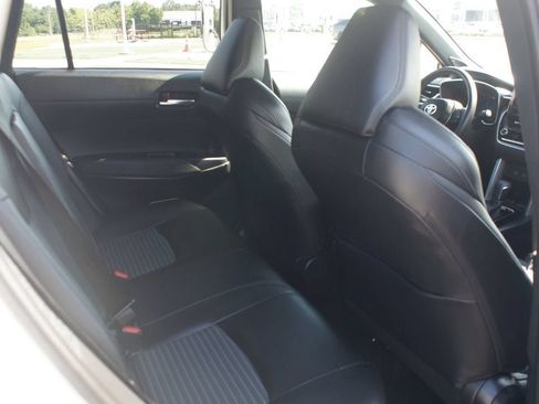 Used 2024 Toyota Corolla Cross AWD Hybrid w/ Convenience Package image 23