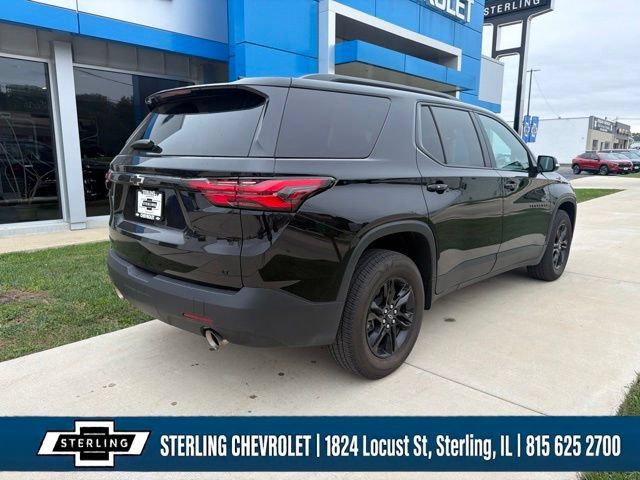 Used 2023 Chevrolet Traverse LT FWD image 5