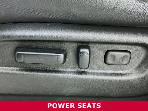 Used 2025 Honda Passport Black Edition image 4