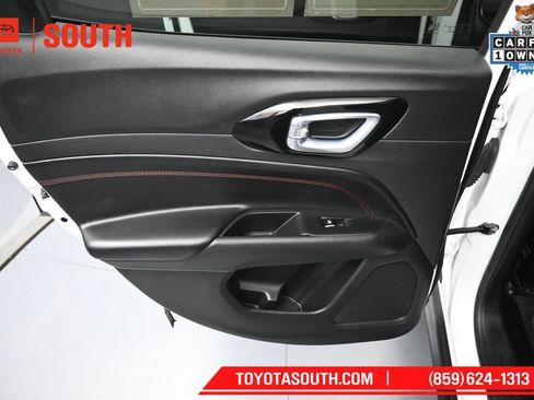 Used 2024 Jeep Compass Trailhawk AWD/4WD image 26