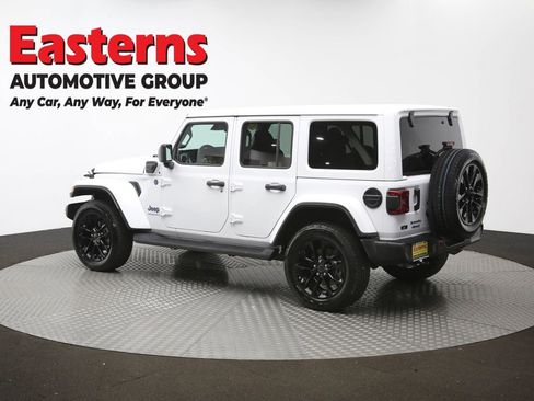 Used 2025 Jeep Wrangler Unlimited Sahara AWD/4WD image 63