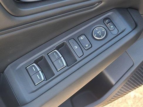 Used 2025 Honda Accord SE image 13