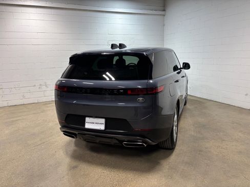 Used 2023 Land Rover Range Rover Sport SE AWD/4WD image 7