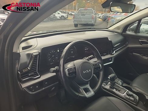 Used 2023 Kia Sportage SX image 34