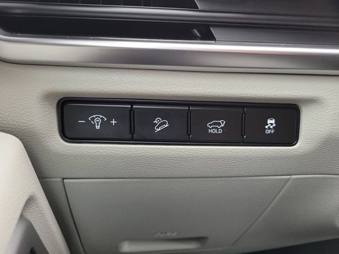 Certified 2025 Kia Telluride S image 26