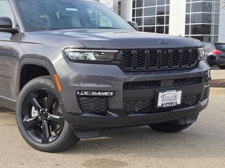 New 2025 Jeep Grand Cherokee L Limited w/ Luxury Tech Group II video 2
